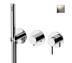 Remer Встроенный смеситель для душа Metrica MC97D2PXV ручной душ и гибкий шланг длиной 150 см, сталь глянцевый Remer Встроенный смеситель для душа Metrica MC97D2PXV ручной душ и гибкий шланг длиной 150 см, сталь глянцевый