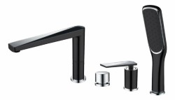 Boheme Смеситель на борт ванны черный хром Venturo арт. 370-B Boheme Смеситель на борт ванны черный хром Venturo арт. 370-B