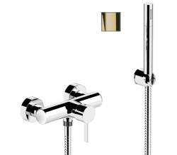 Remer Смеситель для душа с одним фронтальным рычагом Metrica MC38DO с лейкой, шлангом и кронштейном, золото глянцевый Remer Смеситель для душа с одним фронтальным рычагом Metrica MC38DO с лейкой, шлангом и кронштейном, золото глянцевый