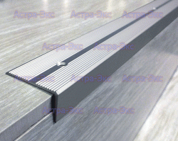 Угловой порог для края из алюминия а= 42мм/в= 22 мм арт. SE 22 Угловой порог для края из алюминия а= 42мм/в= 22 мм арт. SE 22