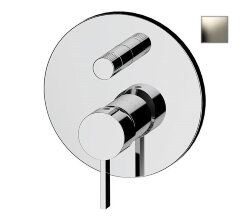 Remer Смеситель для ванны и душа Metrica MC09HXV скрытого монтажа, сталь глянцевый Remer Смеситель для ванны и душа Metrica MC09HXV скрытого монтажа, сталь глянцевый