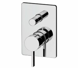 Remer Смеситель для ванны и душа Metrica MC09HG скрытого монтажа, хром глянцевый Remer Смеситель для ванны и душа Metrica MC09HG скрытого монтажа, хром глянцевый